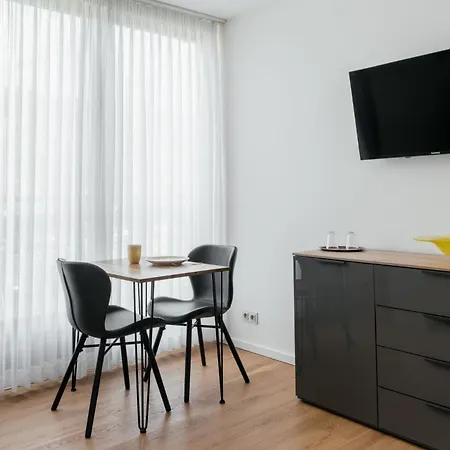 Апартаменты C99 Frank *