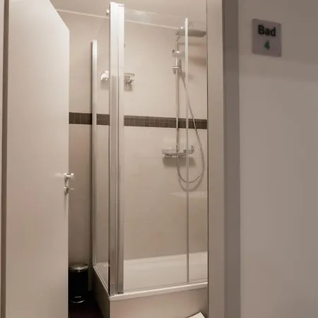 Apartment C99 Frank *